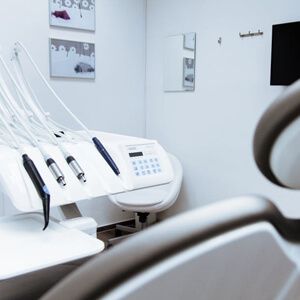 سایت کلینیک دکتر غفاری Dentist clinic equipments